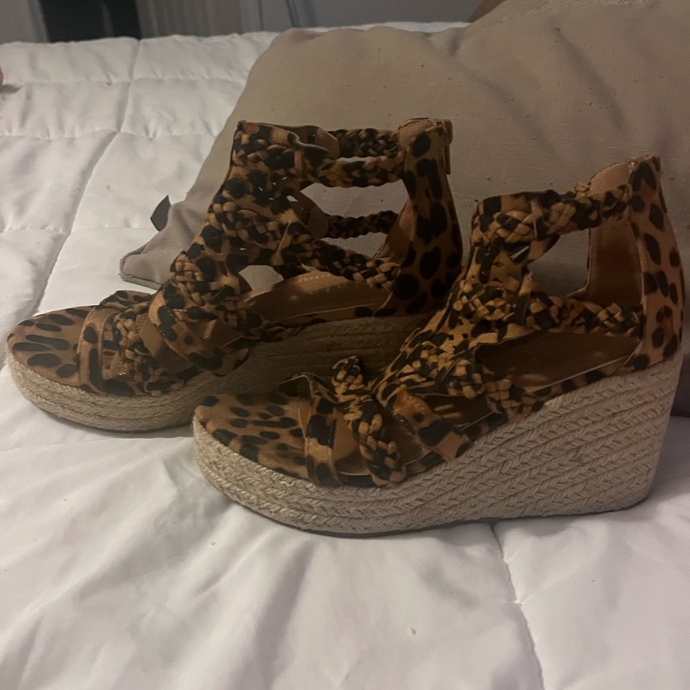 Cute Cheetah Wedges!
